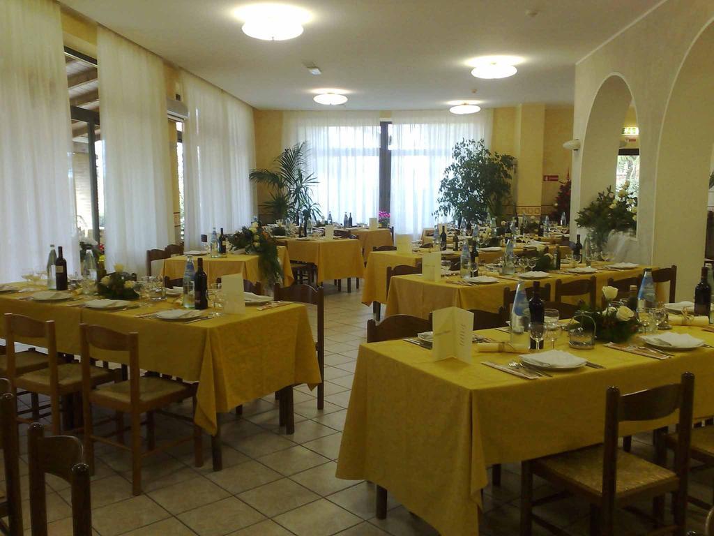 Hotel Tiziana Montepulciano Exterior photo